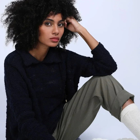 PÔLES MAISON MONTAGUT
OVERSIZED JUMPER WITH LACING SMALL - Picture 2 of 11